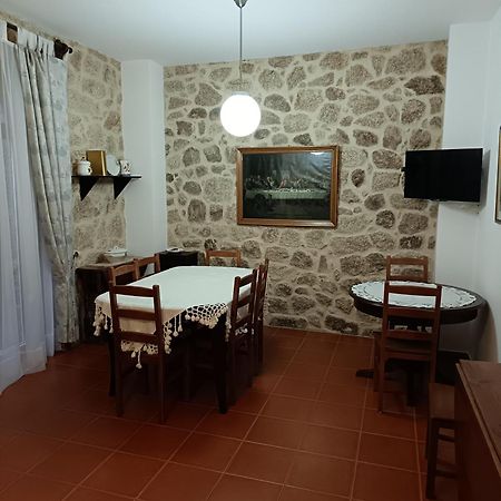 Casa Pires Mateus Guest House Monsanto Eksteriør bilde