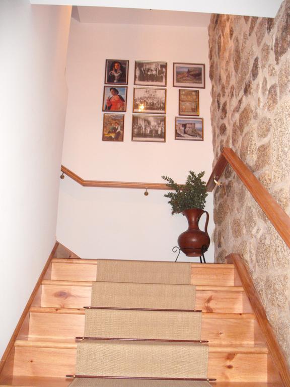 Casa Pires Mateus Guest House Monsanto Eksteriør bilde