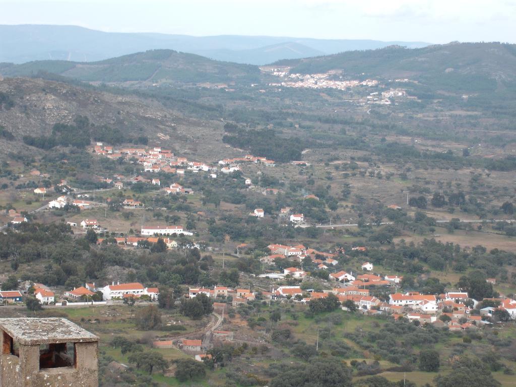 Casa Pires Mateus Guest House Monsanto Eksteriør bilde