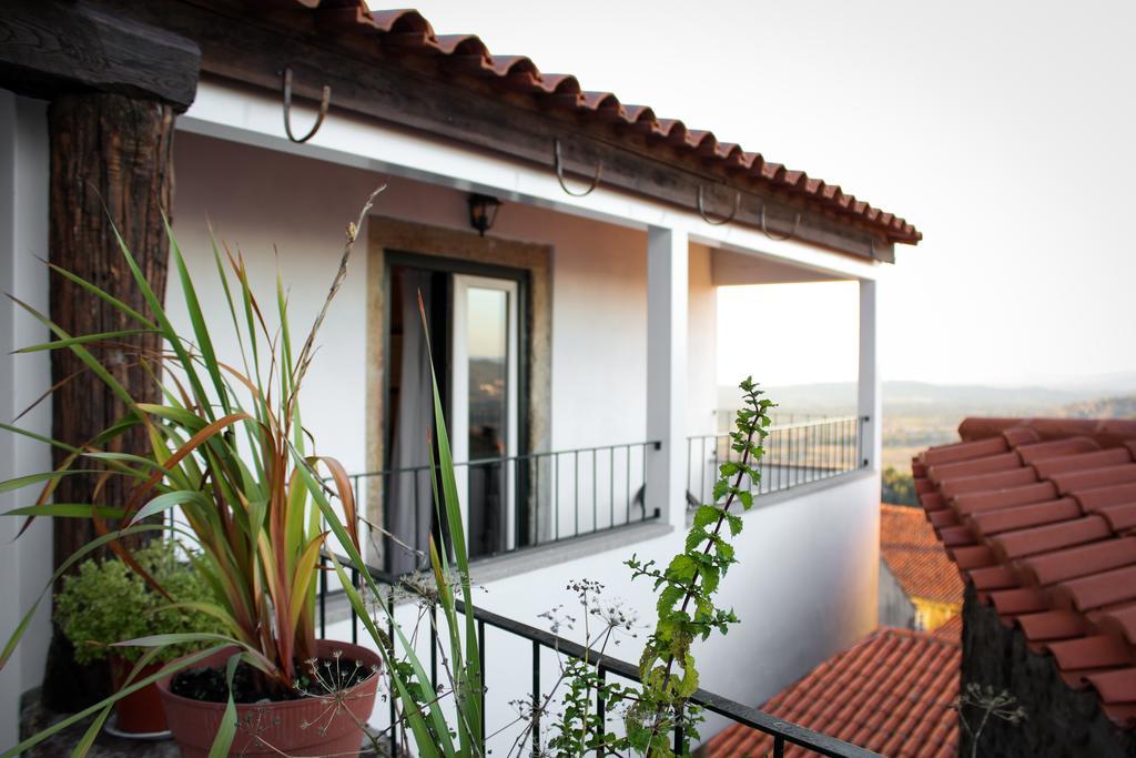 Casa Pires Mateus Guest House Monsanto Eksteriør bilde